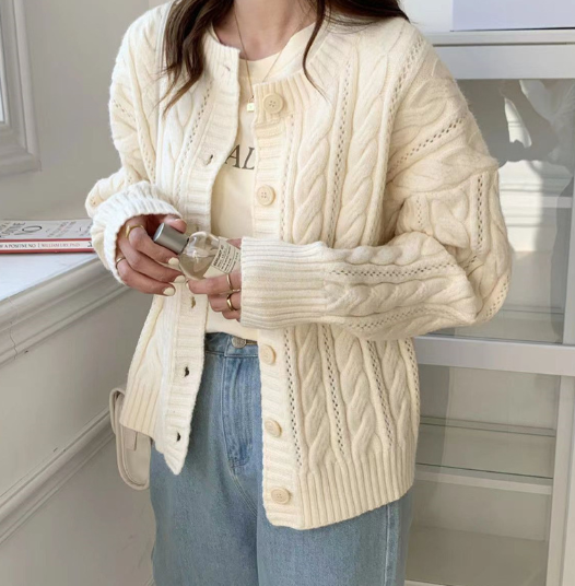 Vintage Chunky Knitted Cardigan Sweater for Fall/Winter